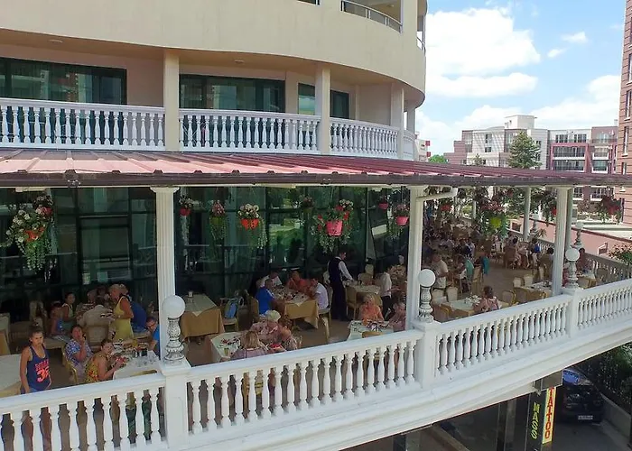 Planeta & Aquapark Free Access 5* Napospart