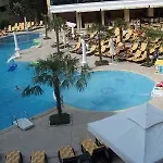Planeta & Aquapark Free Access Hotel 5*