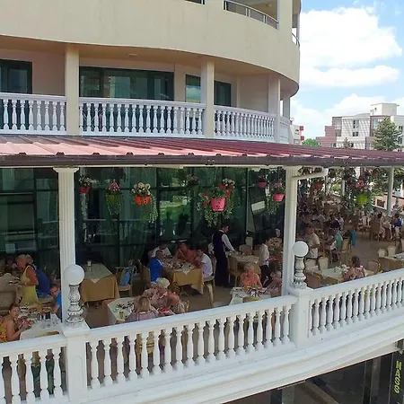 Planeta & Aquapark Free Access 5* Napospart