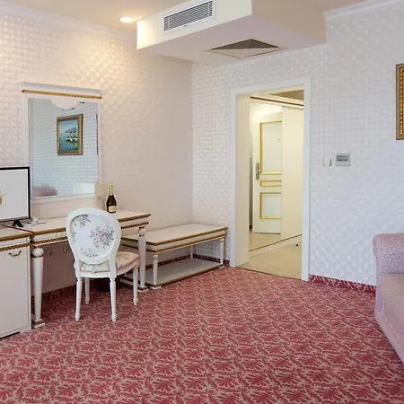 Planeta & Aquapark Free Access 5* Napospart