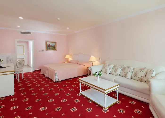 Planeta & Aquapark Free Access Otel Sunny Beach