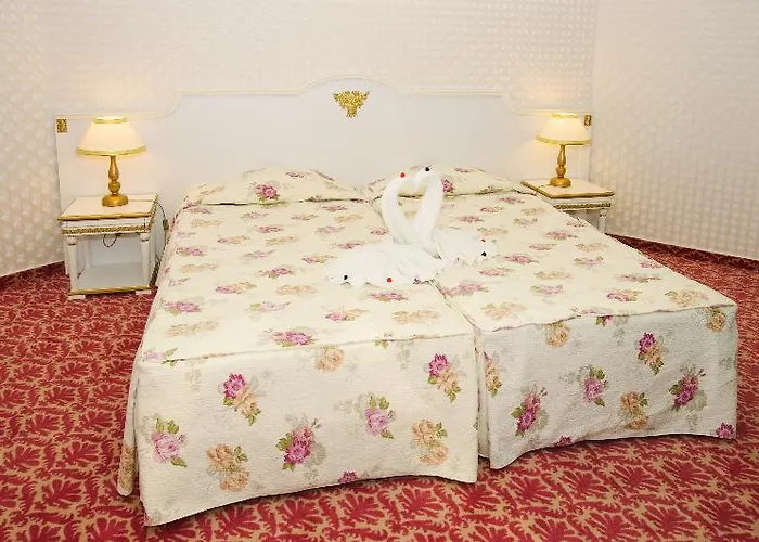 Planeta & Aquapark Free Access Otel 5*