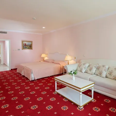 Planeta & Aquapark Free Access Hotel Slantchev Briag