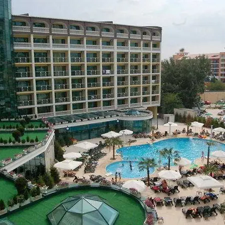 Planeta & Aquapark Free Access Готель 5*